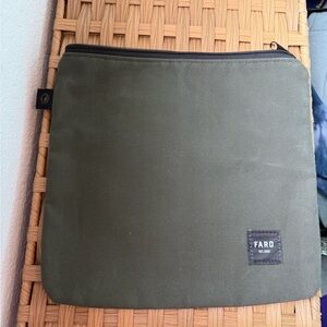 Faro Surf Olive Green Woven Zipper Bag